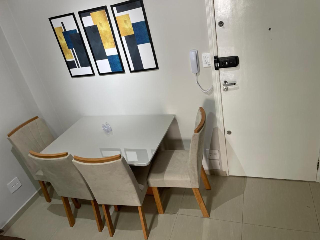 Apto Com Varanda Na Paulista *