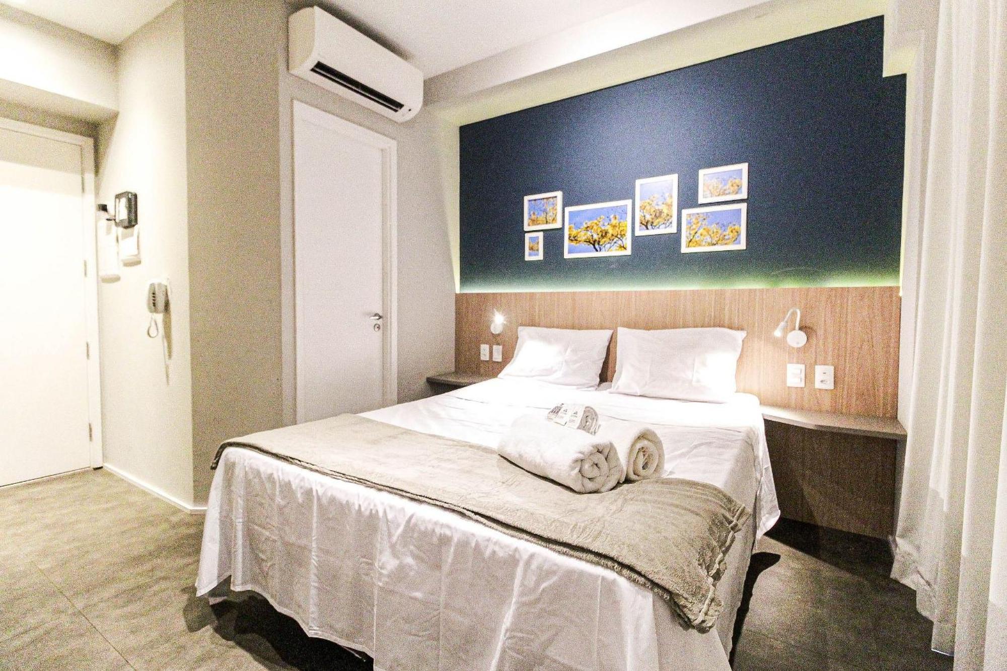 Lz813 - Apto Na Luz | Moderno Com Piscina Sao Paulo