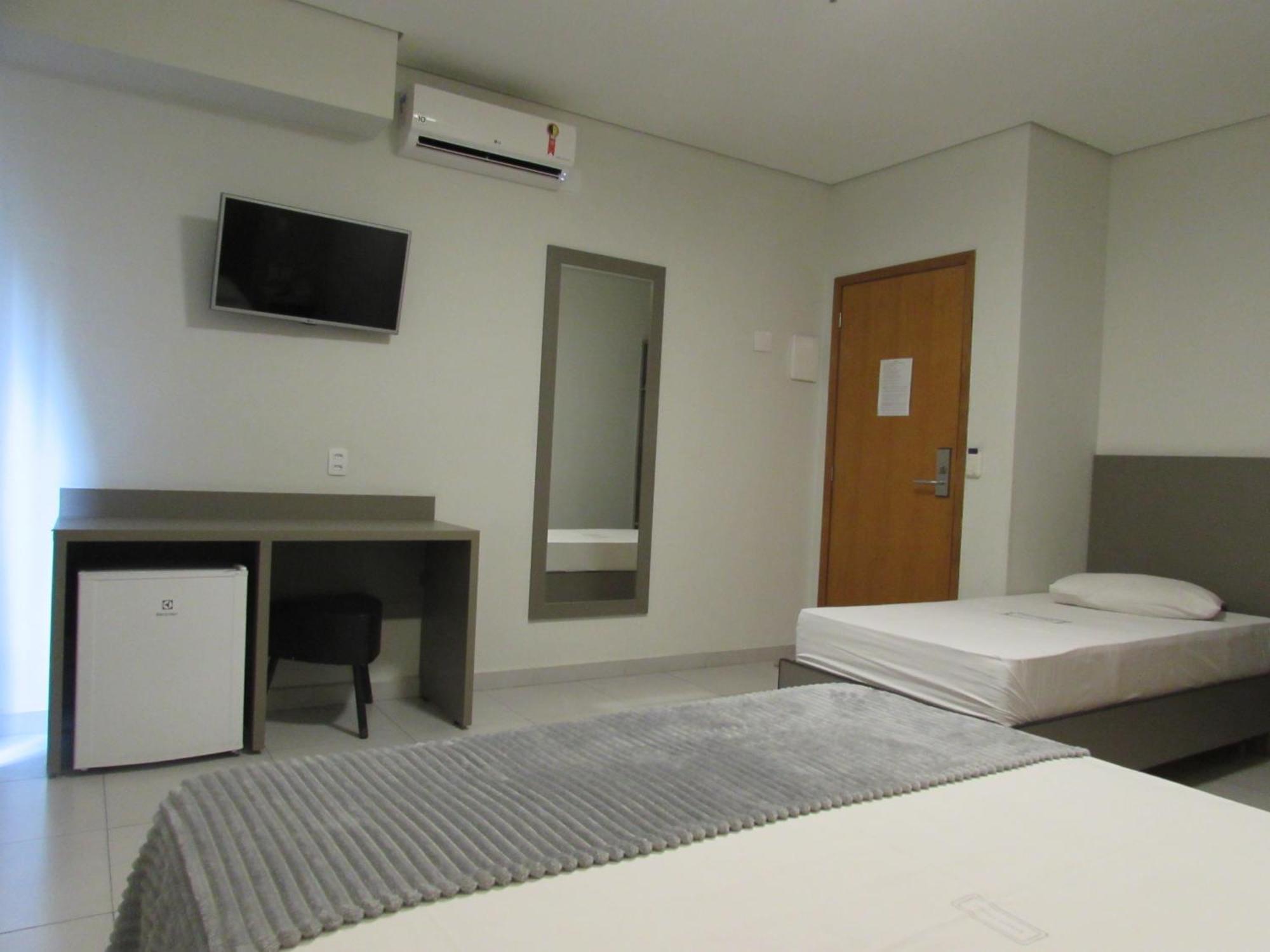 Hotel Urbis: Near Sampa Sky 2*