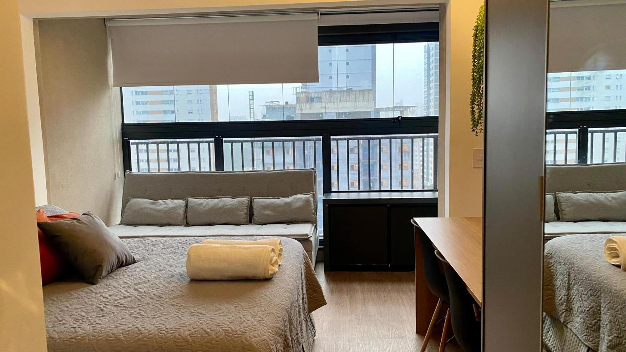 1214 Lux Allianz Park Apartment
