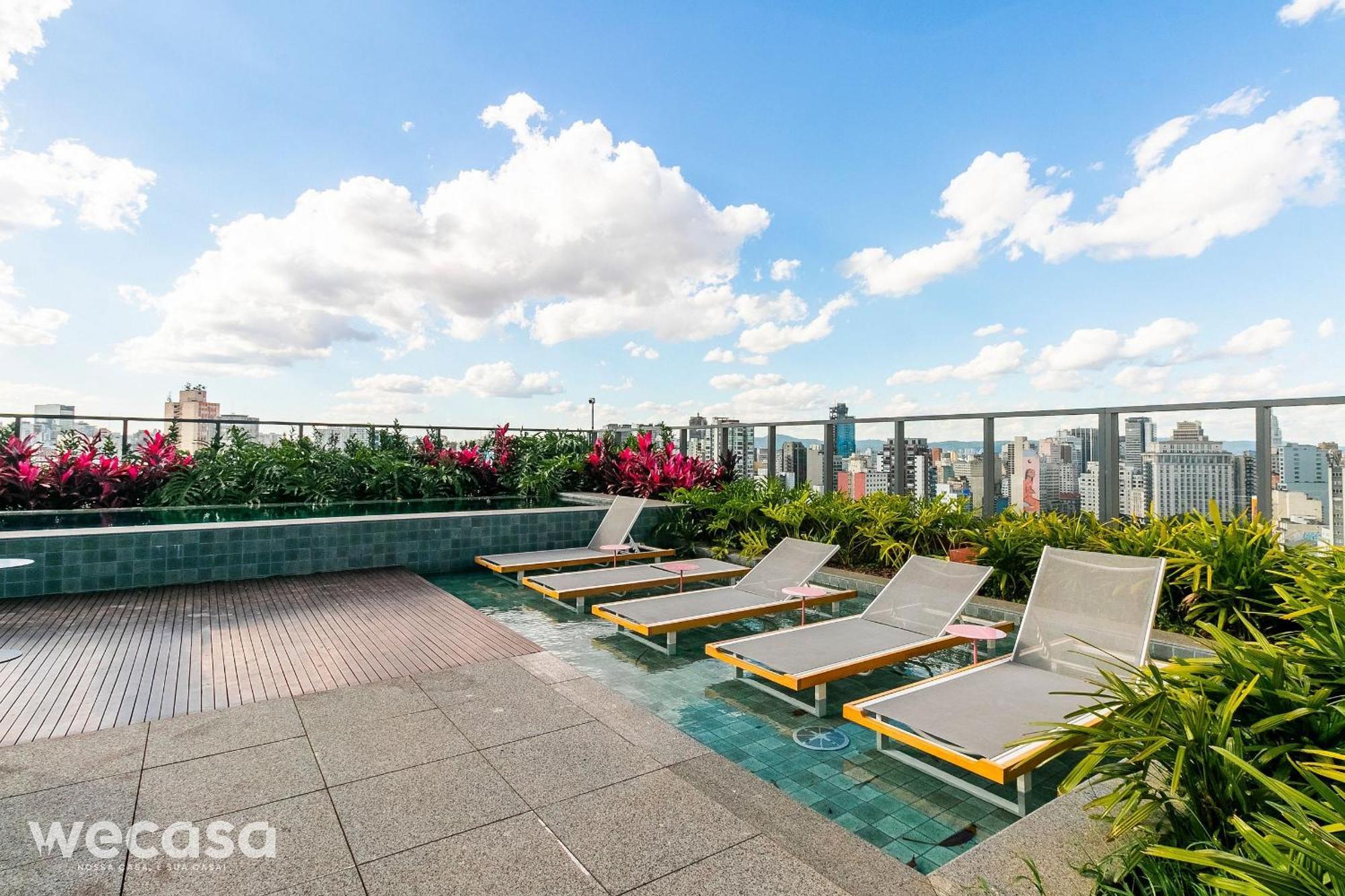 Metro Liberdade - C/ Vaga, Ar E Piscina * São Paulo