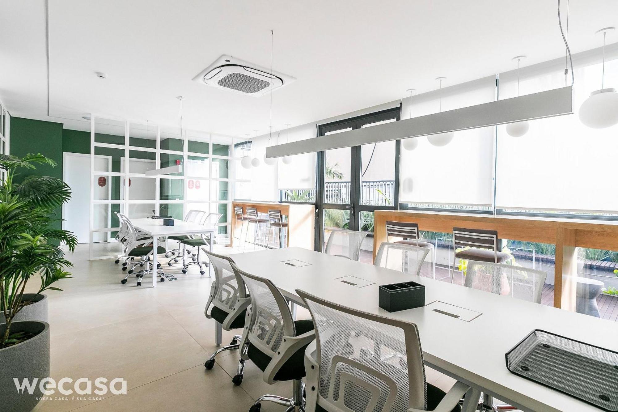 Apartamento Metro Liberdade - C/ Vaga, Ar E Piscina São Paulo