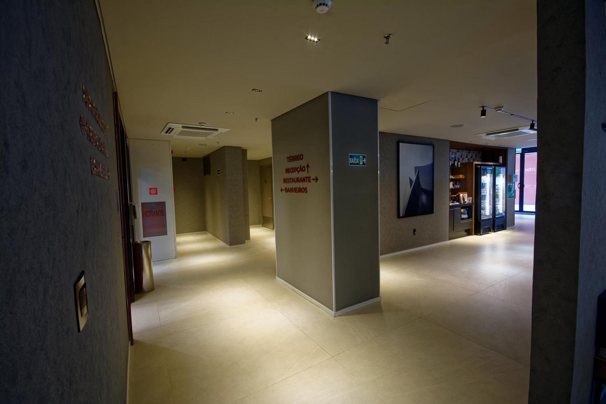 Hotel Golden Tower Express Nacoes Unidas By Fenix 3*