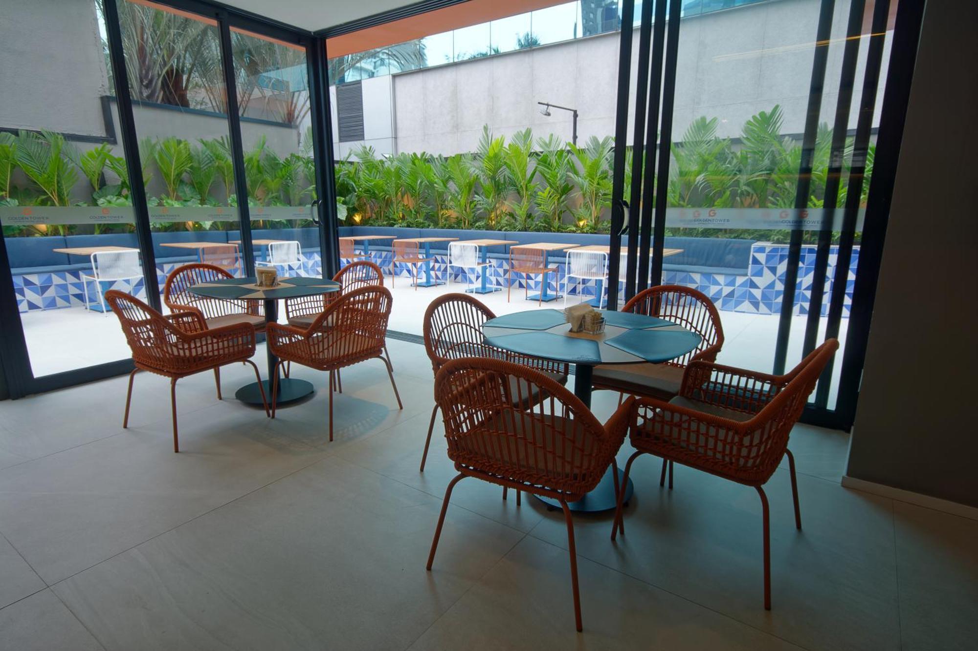 Golden Tower Express Nacoes Unidas By Fenix 3*