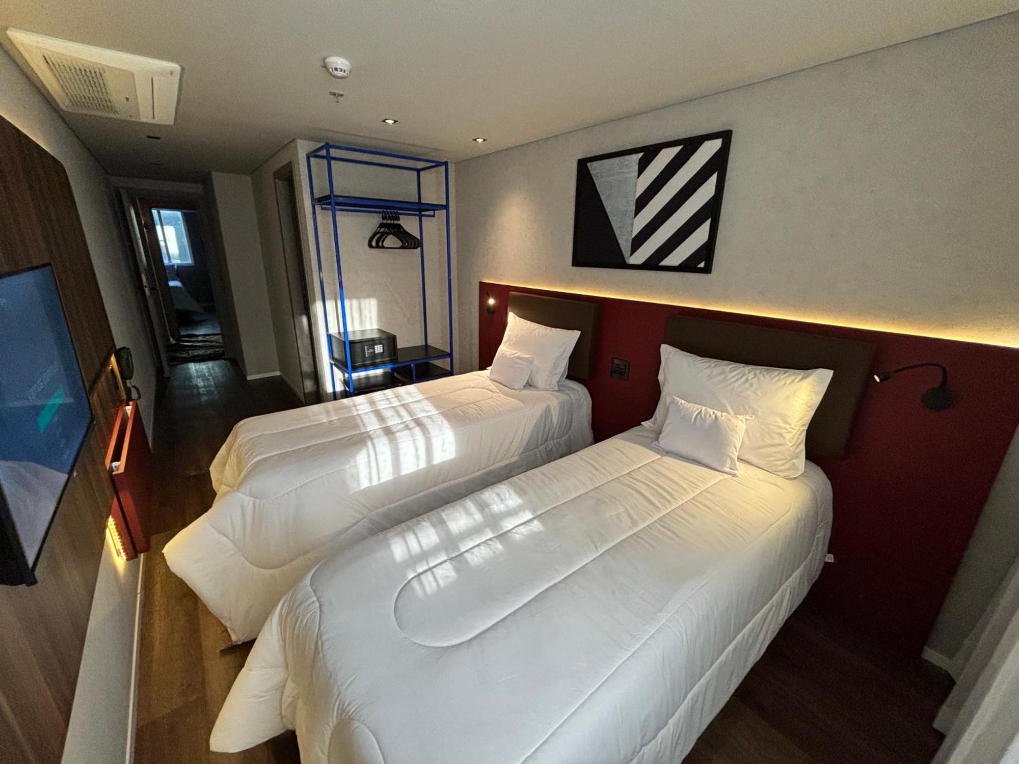 Golden Tower Express Nacoes Unidas By Fenix 3*