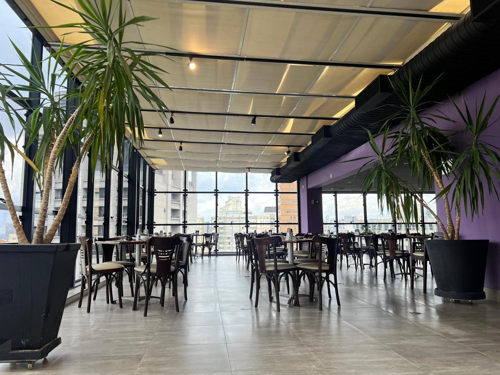 Flat-hotel Faria Lima Itaim Sao Paulo, Garagem Inclusa ! Apartemen Sao Paulo