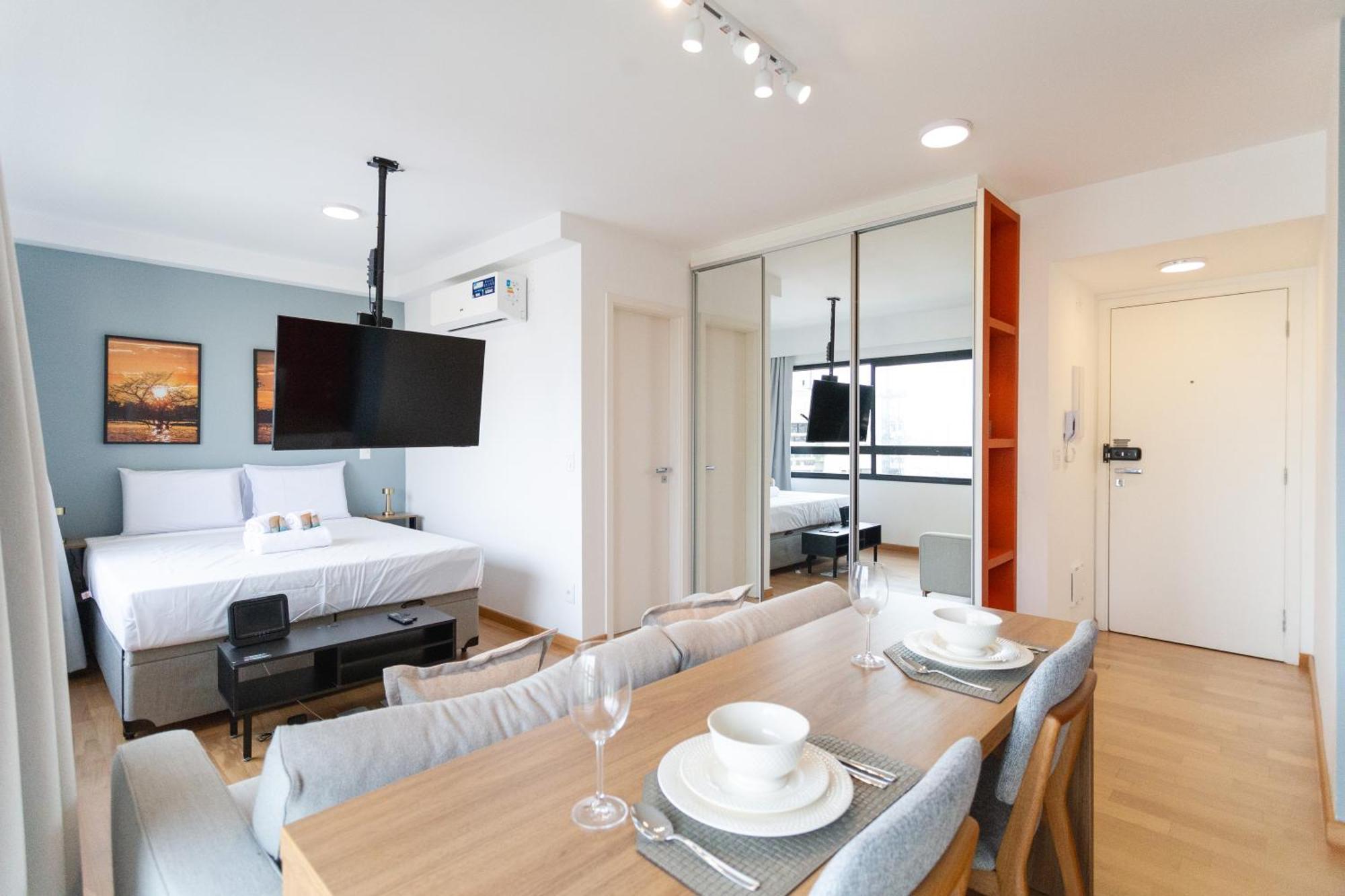 Na Madalena Com Lazer E Garagem Apartment São Paulo