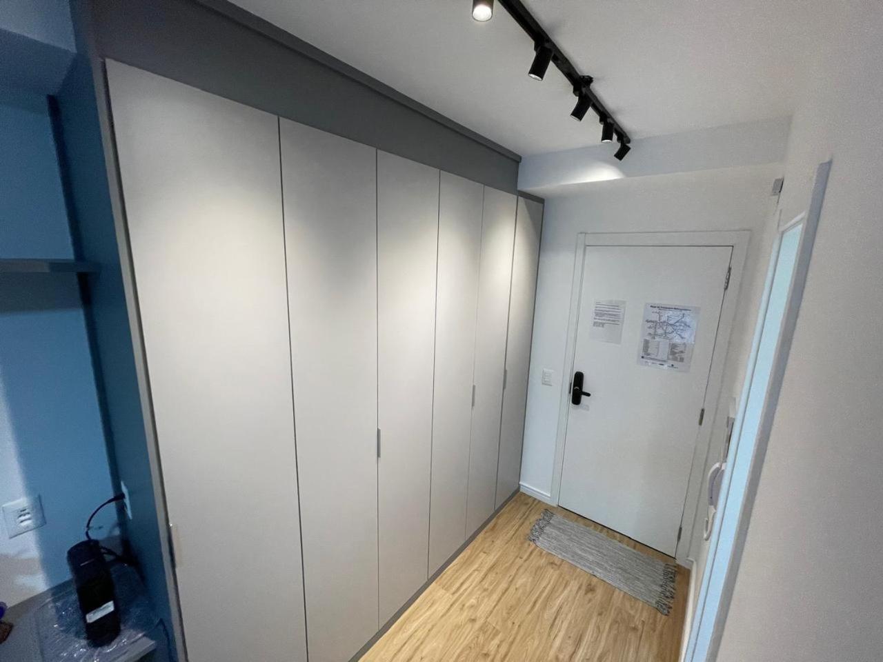 Apartment Confortavel Com Vaga De Garagem - Airbrooklin
