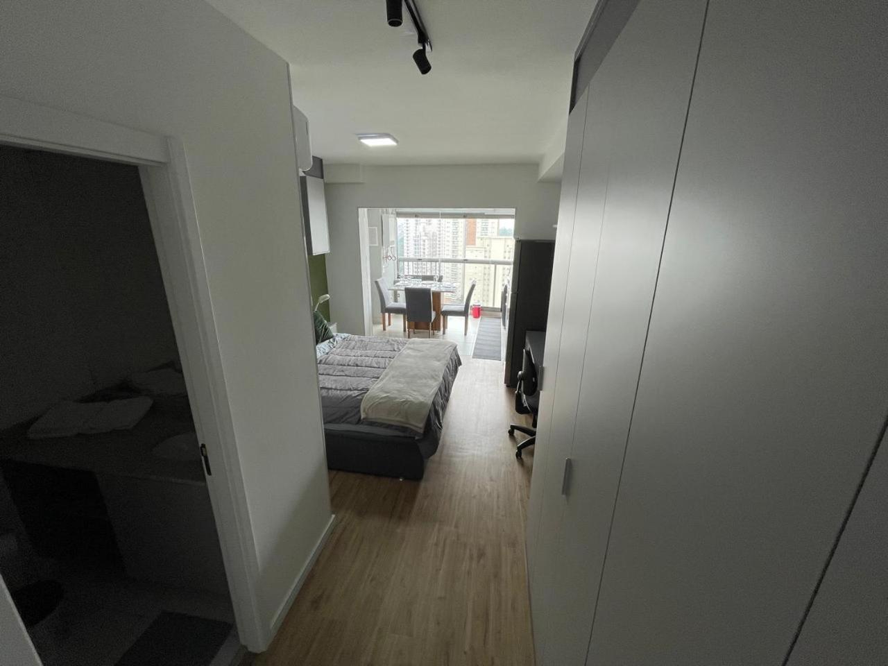 Apartment Confortavel Com Vaga De Garagem - Airbrooklin