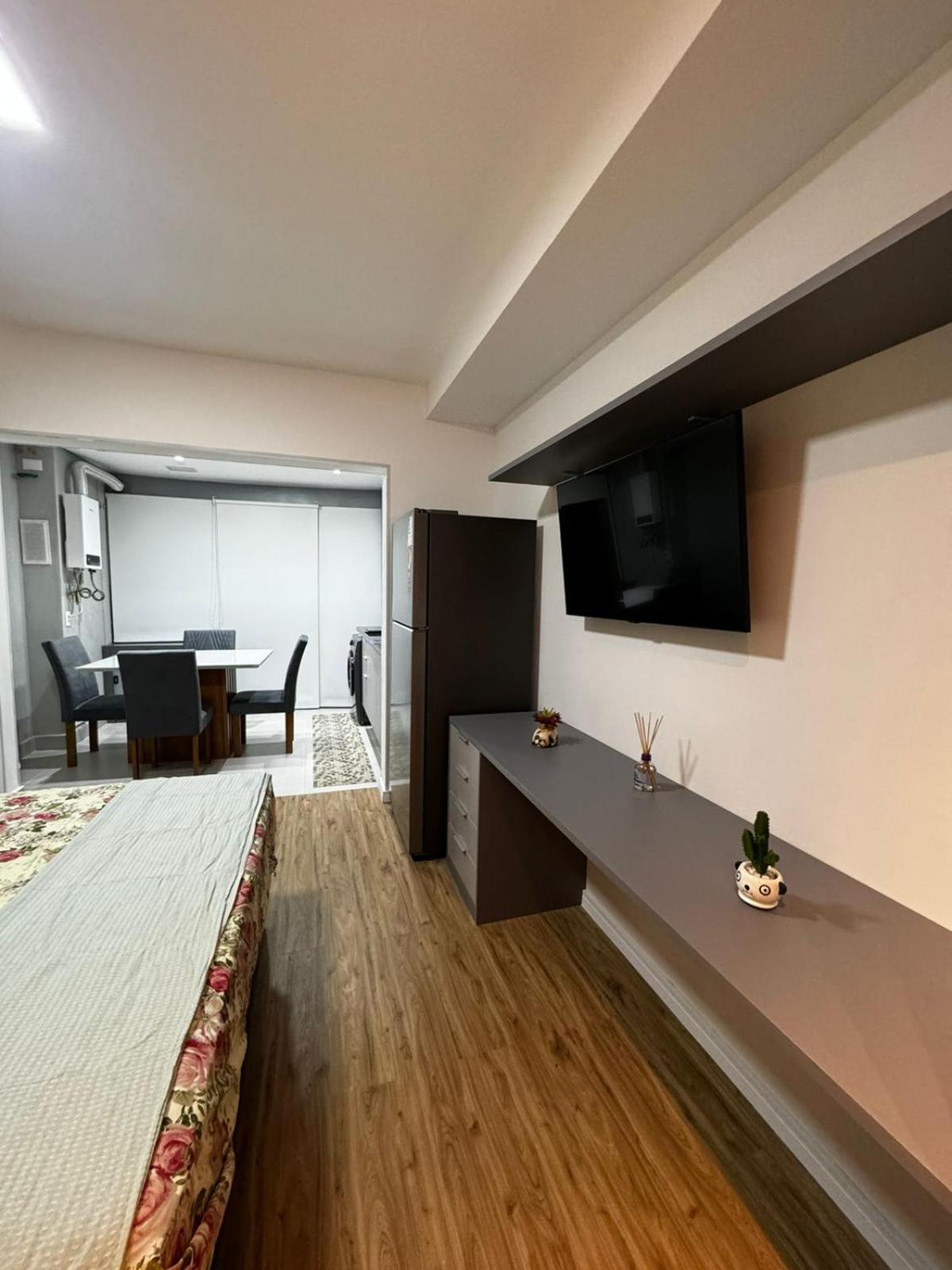 Apartment Confortavel Com Vaga De Garagem - Airbrooklin