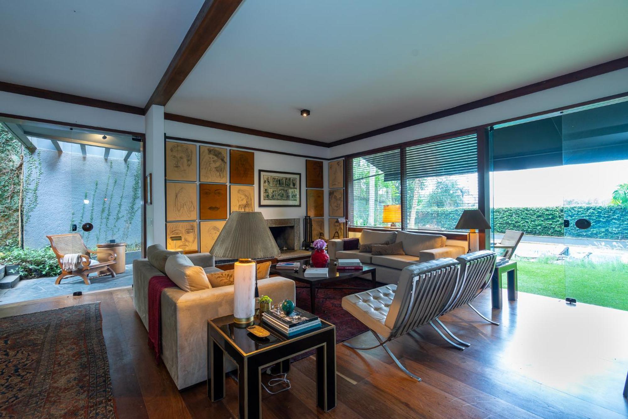 Linda Casa Em Rua Fechada Com Vista Proxima Ao Shopping Jardim * Sao Paulo
