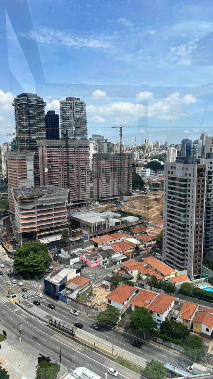 No Brooklin Ao Lado Metro Apartemen Sao Paulo