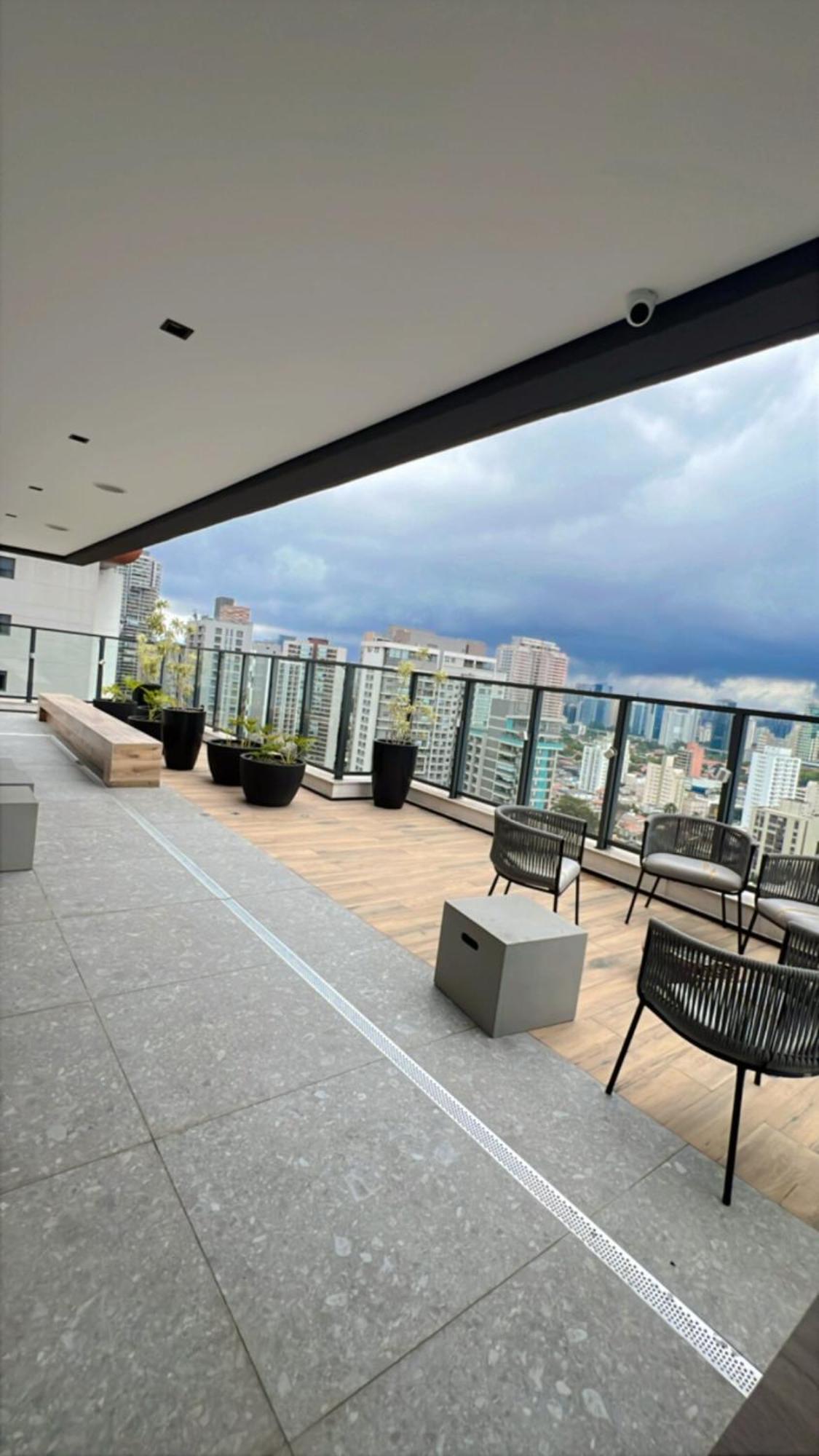 Metro Brooklin - Novo E Charmoso - Completo - Ar Condicionado *