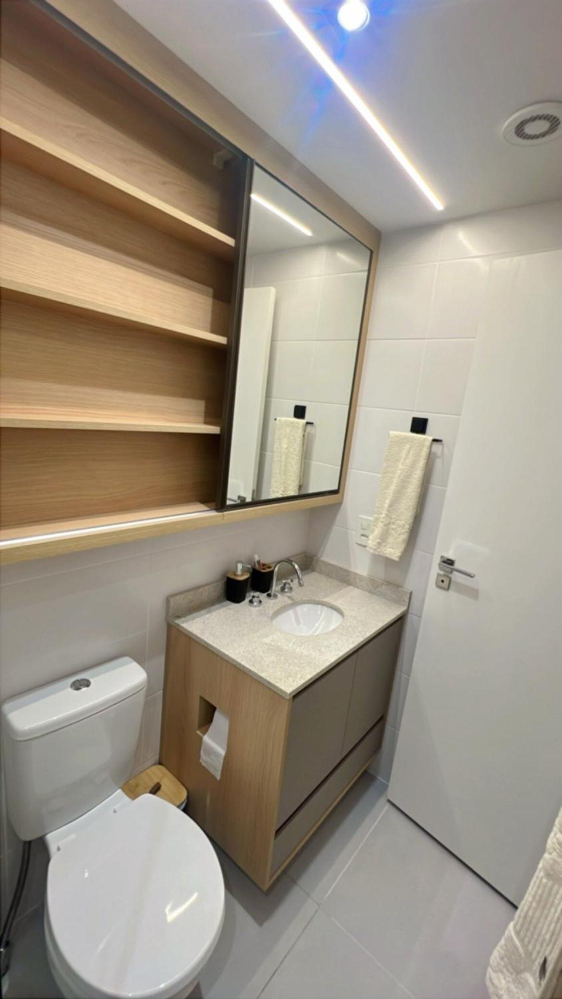 Metro Brooklin - Novo E Charmoso - Completo - Ar Condicionado Daire *
