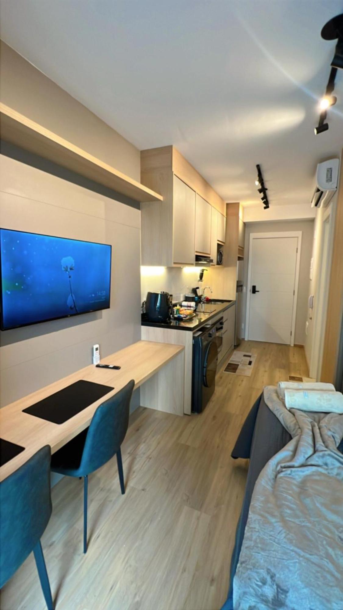 Daire Metro Brooklin - Novo E Charmoso - Completo - Ar Condicionado
