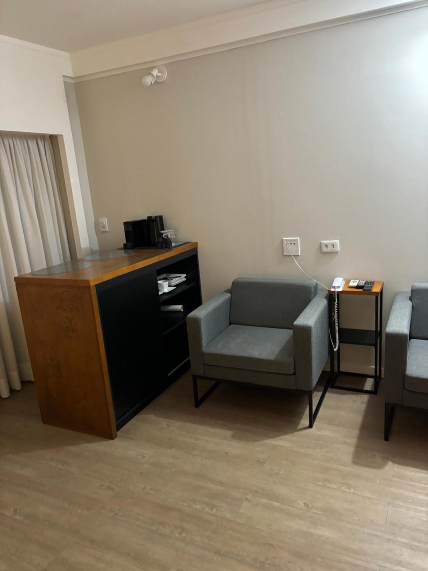 Flat Novo Lindo Pqibirapuera Mariana Borges Lagoa Com Garagem 1109 * São Paulo