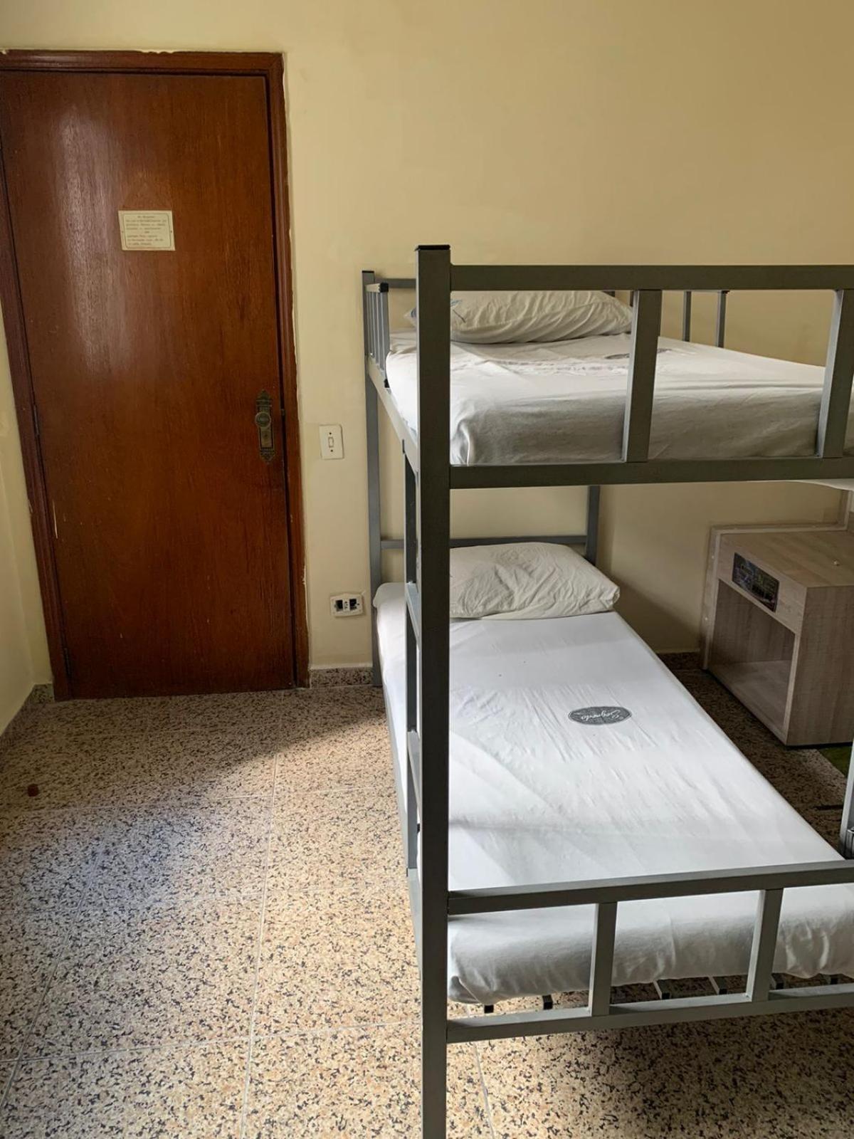 Capsule hotel Daniel Elohim *