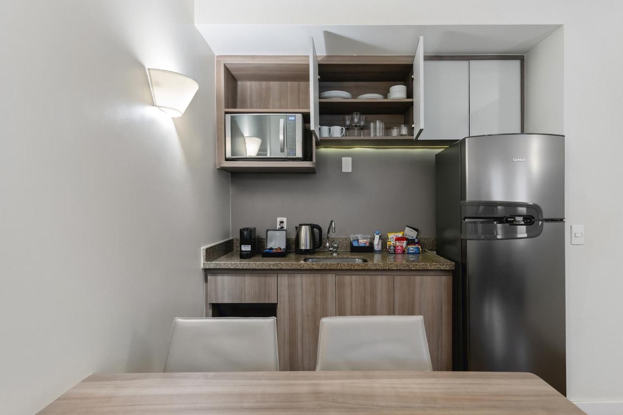 Staybridge By Ihg Hotel
