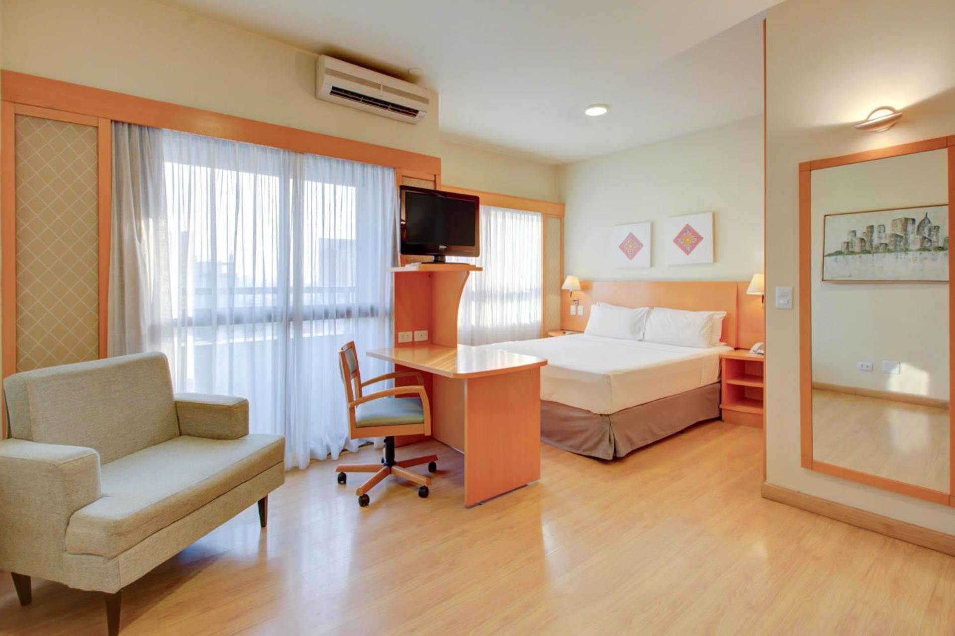 Hotel Quality Paulista 4*