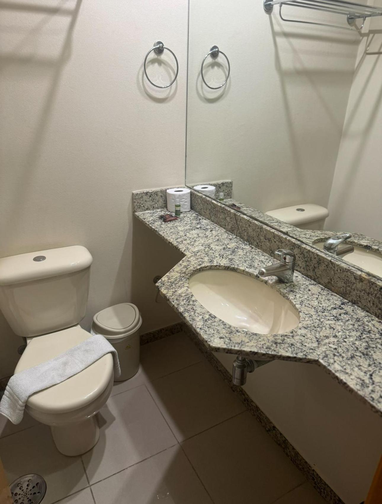 Comfort Bela Cintra Av Paulista Khách sạn hẻo lánh *