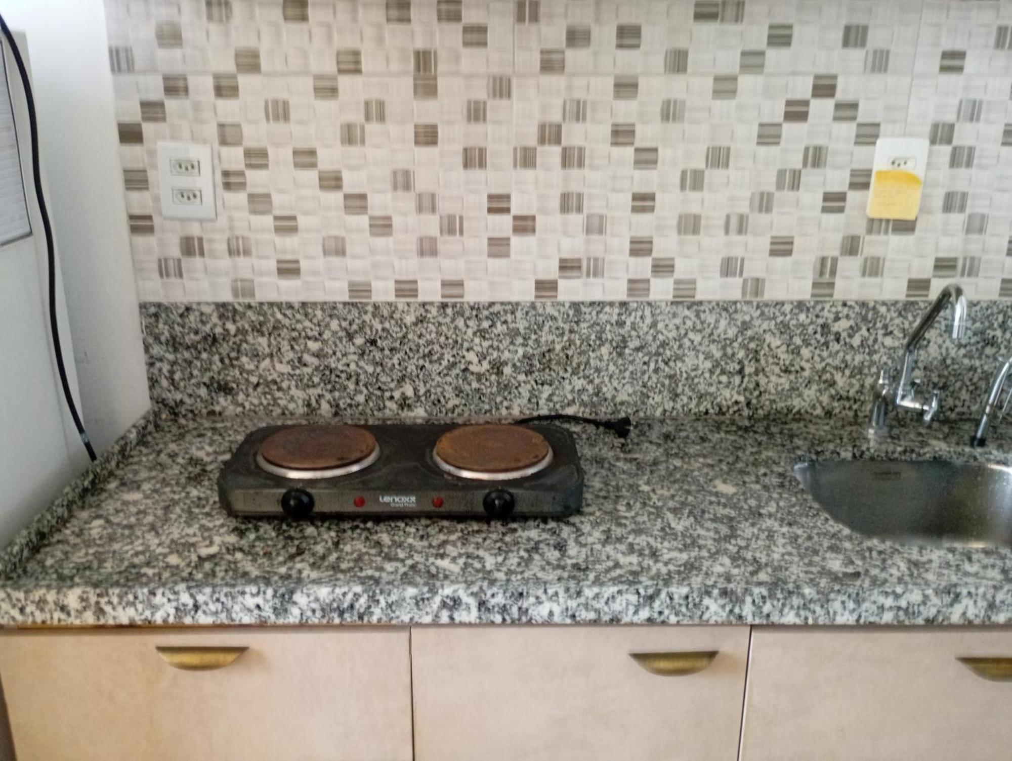 Apartemen Safira *