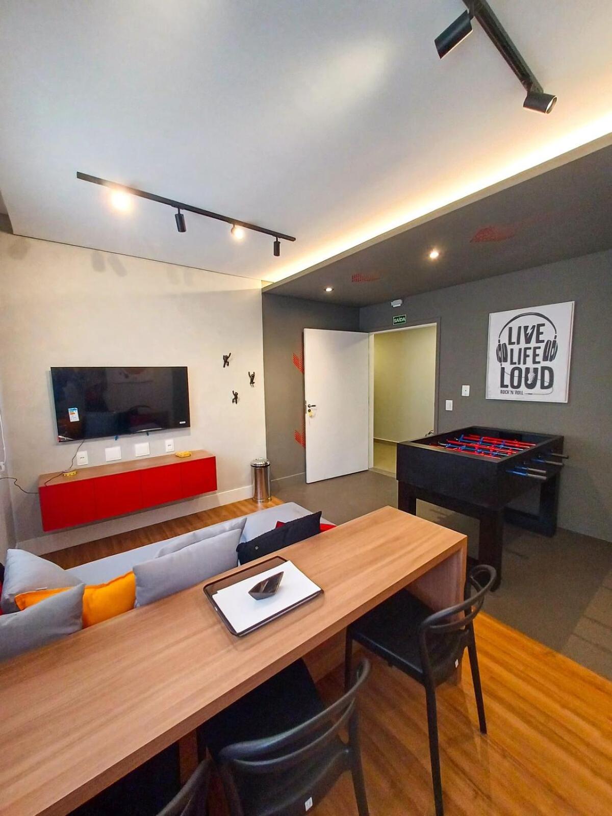 17 Andar Com 2 Quartos A 300m Do Metro Com Piscina E Academia * Sao Paulo