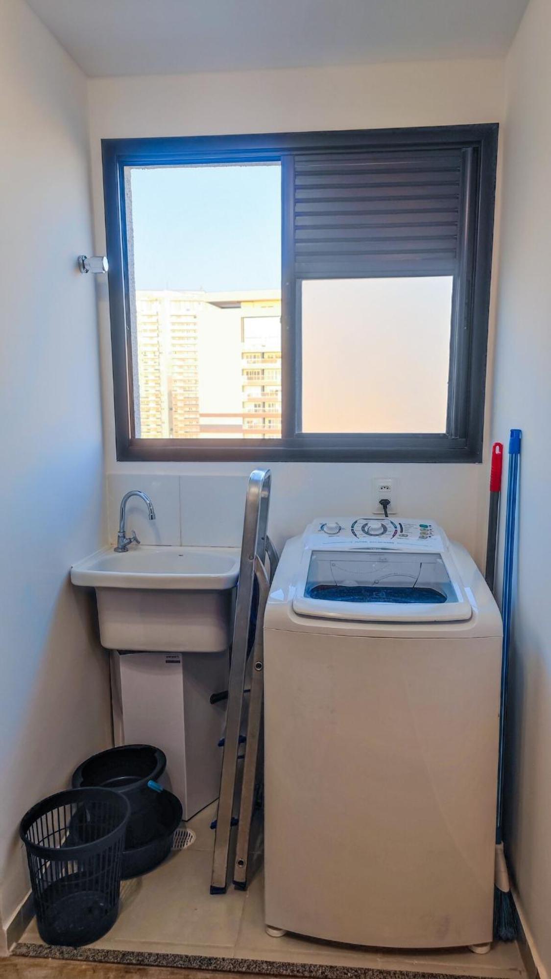 17 Andar Com 2 Quartos A 300m Do Metro Com Piscina E Academia Sao Paulo