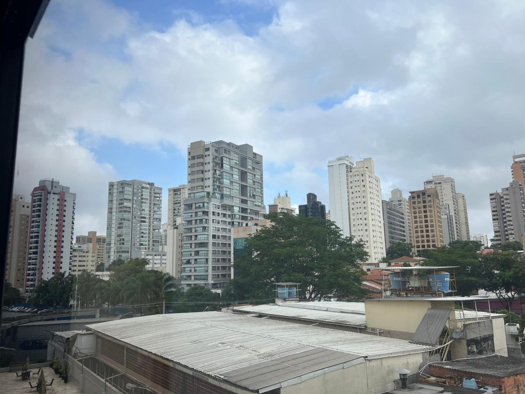 Biena Ibirapuera Uh407 *