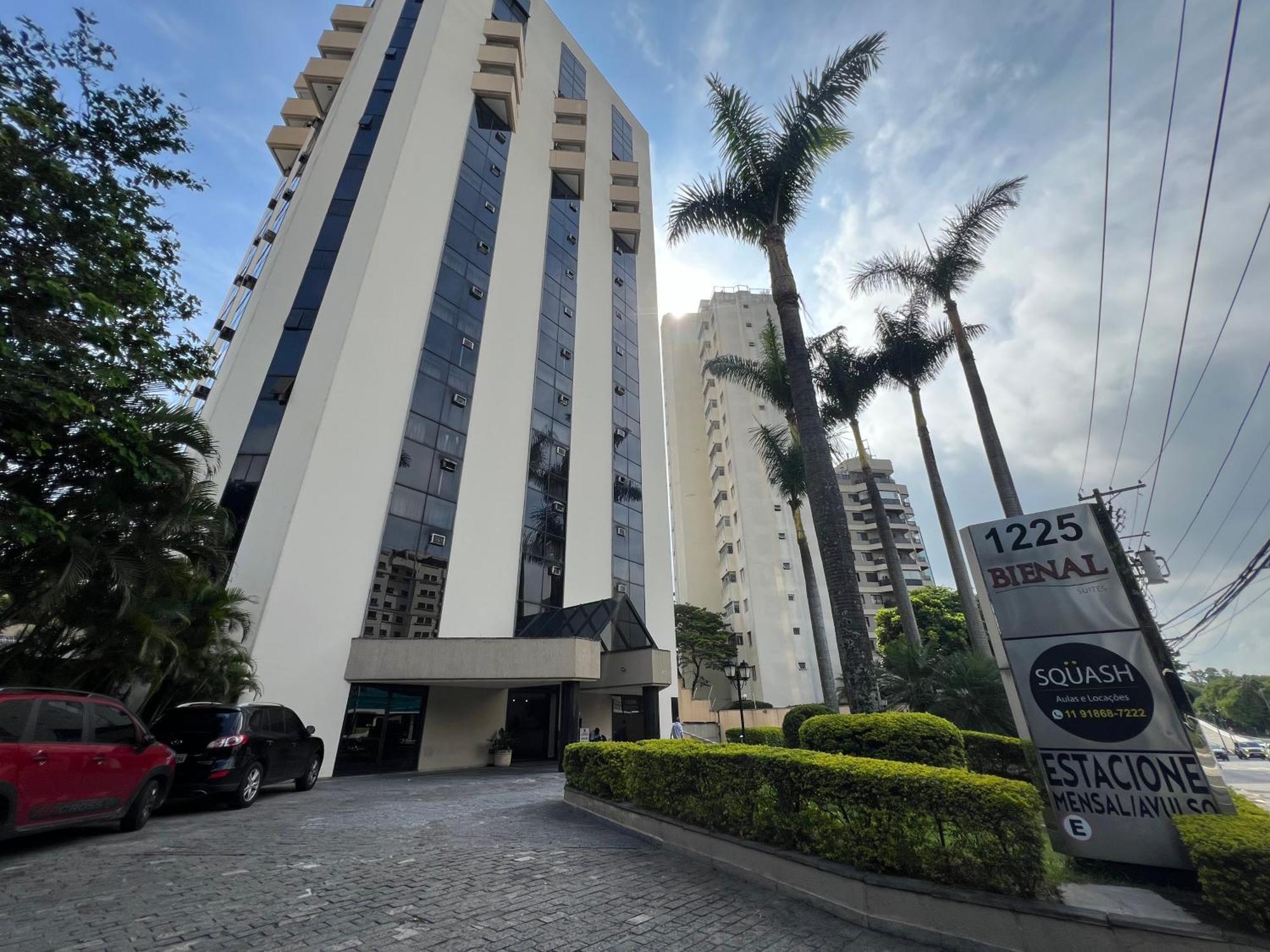 Biena Ibirapuera Uh407