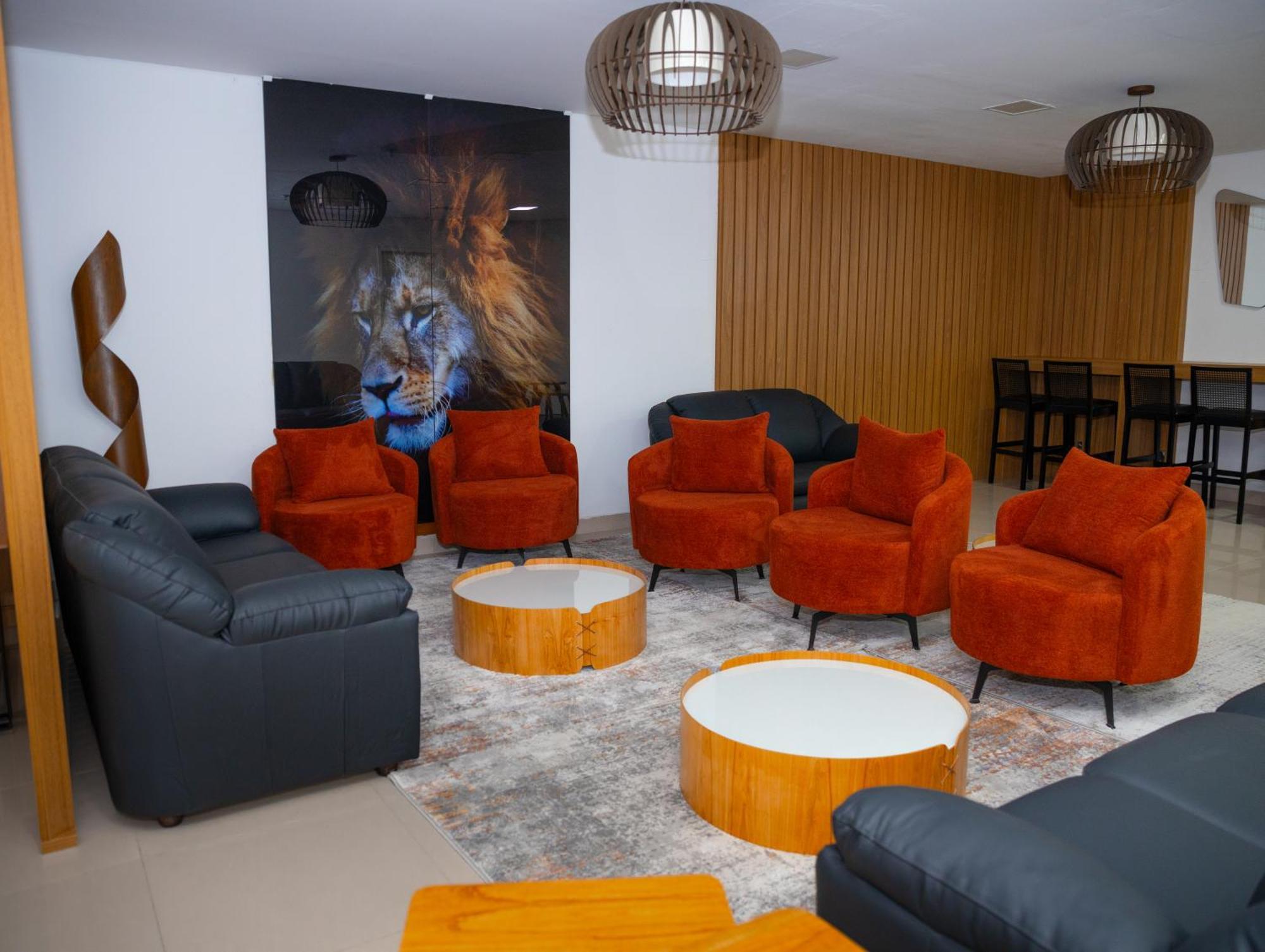 Stunt Aparthotel *
