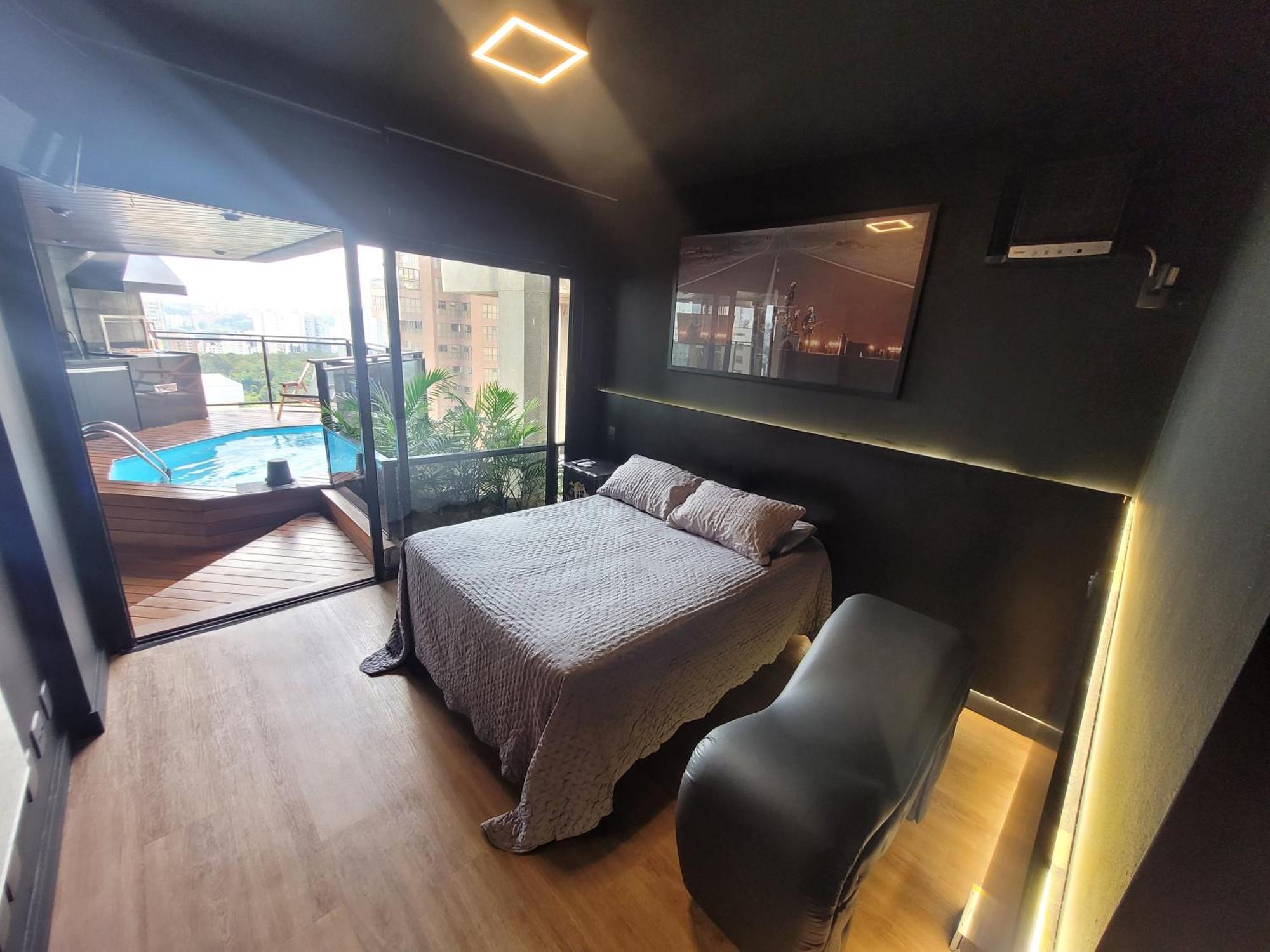 Apartment Morumbi, Pub, Com Hidromassagem, Piscina Aquecida Privativa, Lareira, Que Voce Precisa Descansar, Trabalhar Ou Realizar Aquela Comemoracao! Com Total Conforto E Privacidade! O Nota 10 De Sp!