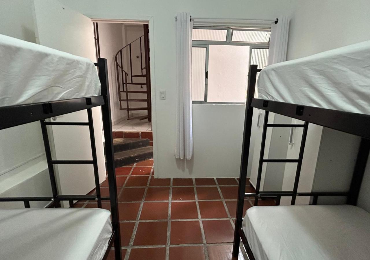 Casa Ibirapuera - Domiciliar Homestay Sao Paulo