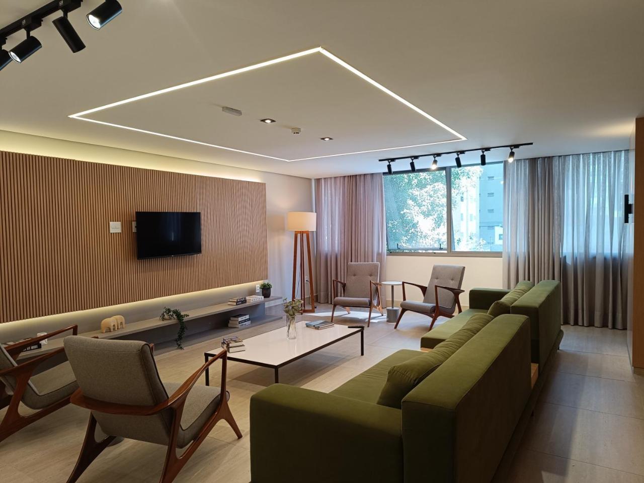 Metro Paraiso Ou Ana Rosa Com Piscina, Academia E Cowork Ate 3 Pessoas Com Maleiro E Sala De Espera Apartment Sao Paulo