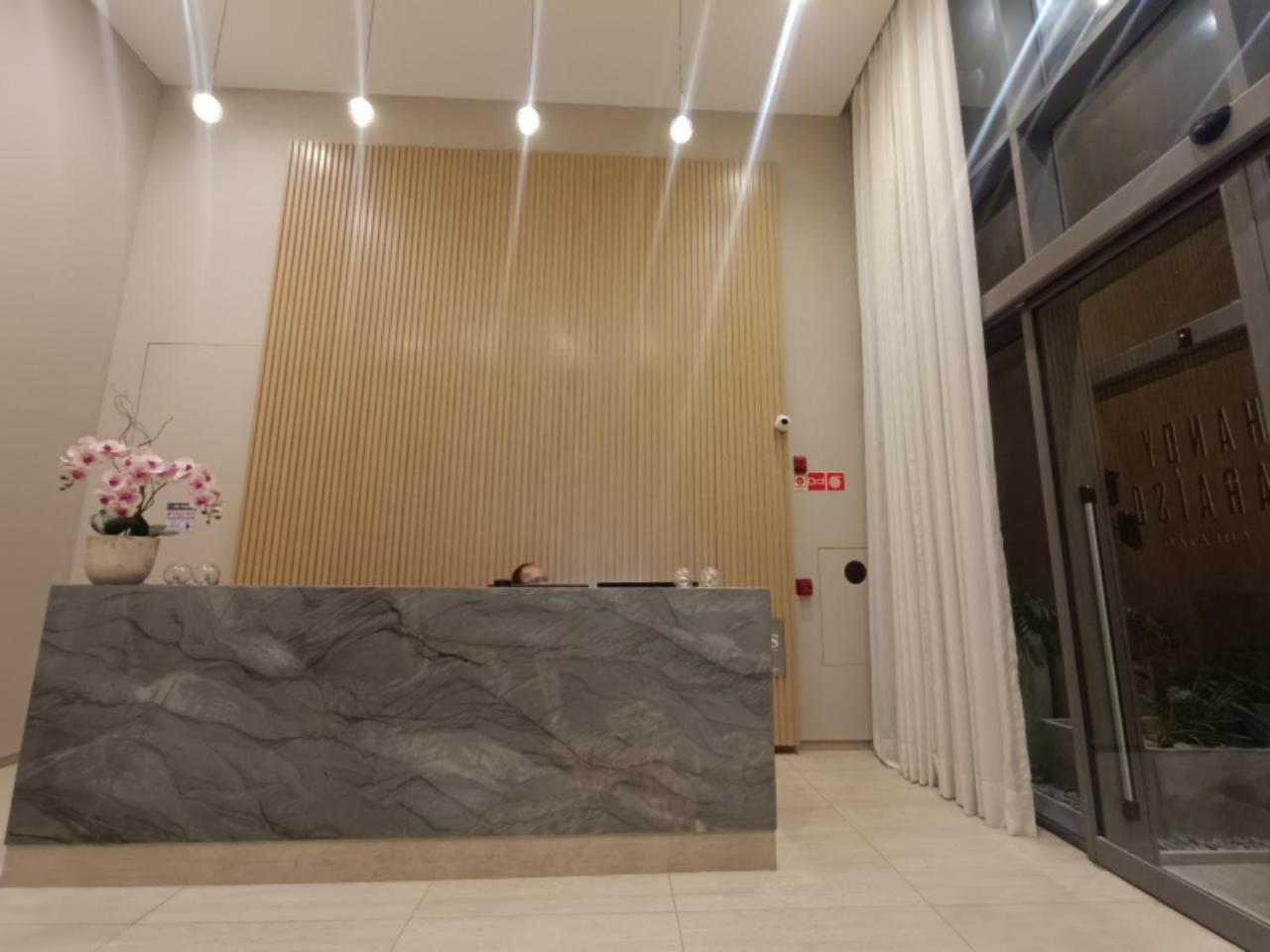 Metro Paraiso Ou Ana Rosa Com Piscina, Academia E Cowork Ate 3 Pessoas Com Maleiro E Sala De Espera