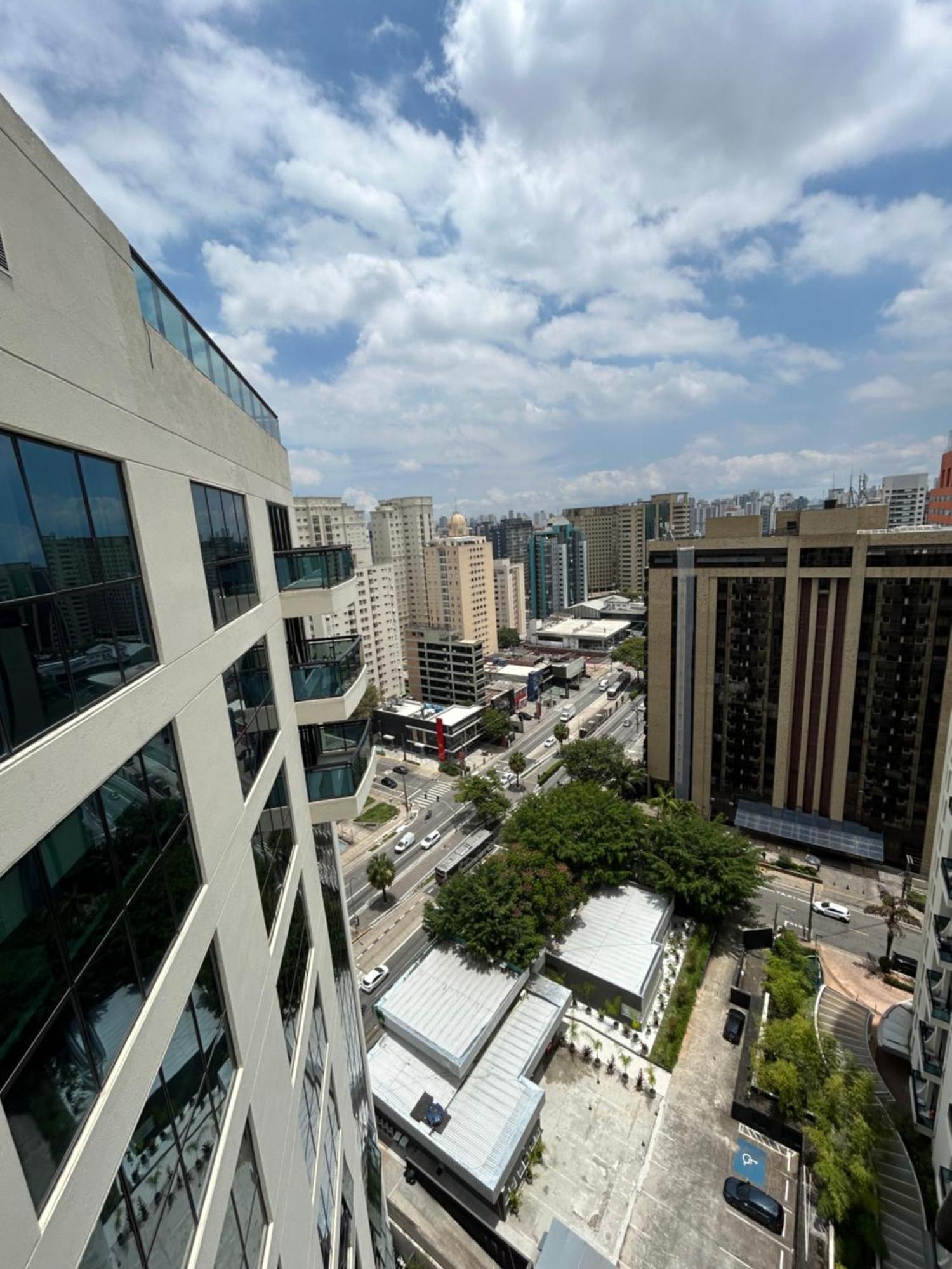 Flat Luxuoso Ibirapuera Moema 1810 *