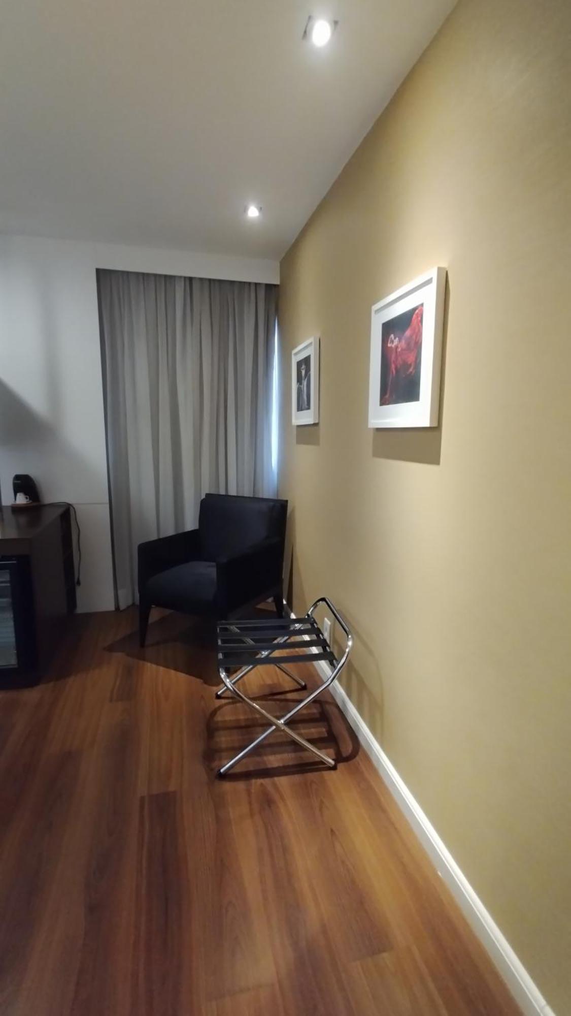 M-flat Iii Luxo - 4*