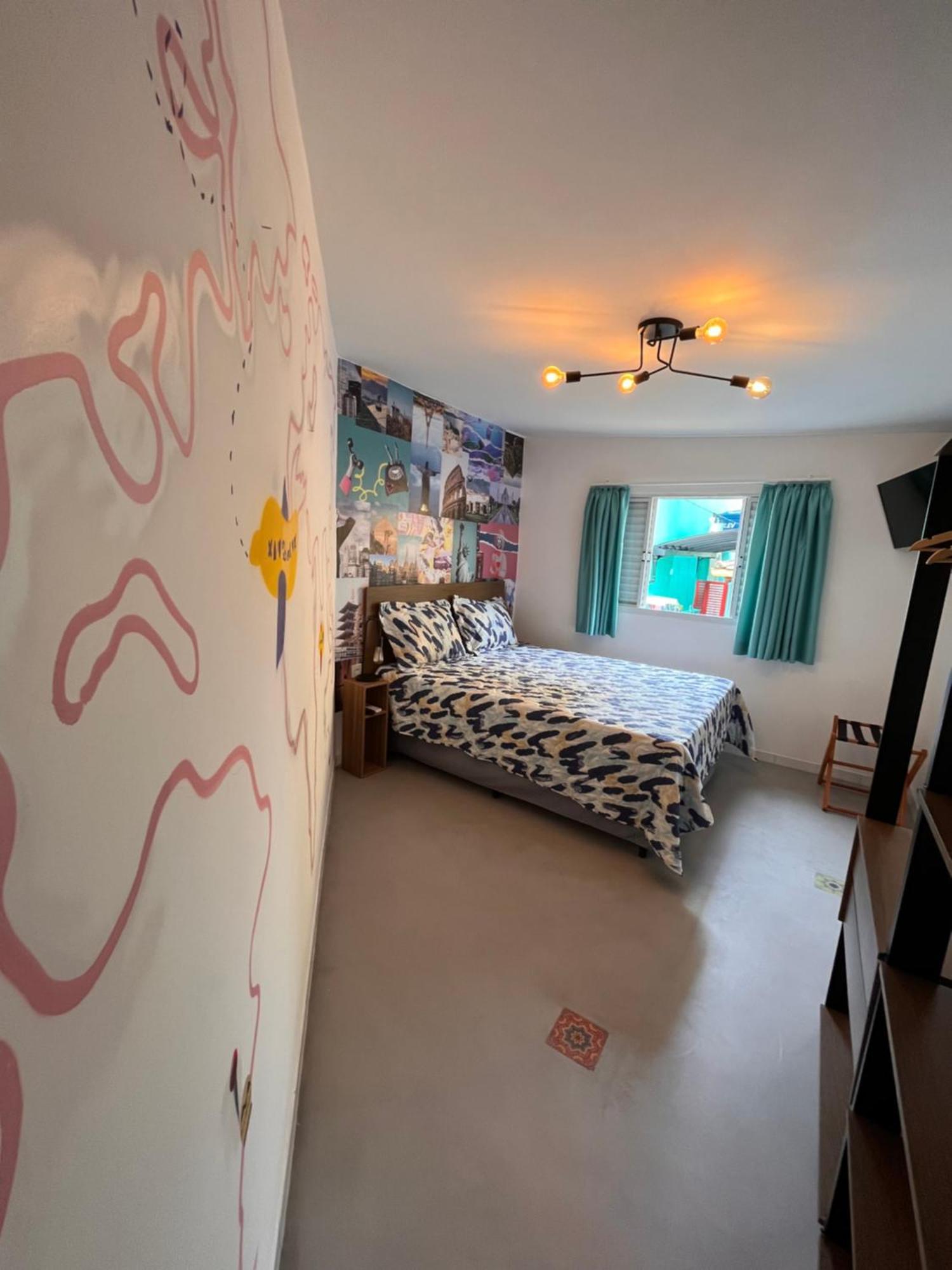 Hostel Bat N Breakfast No Beco Do Batman Sao Paulo