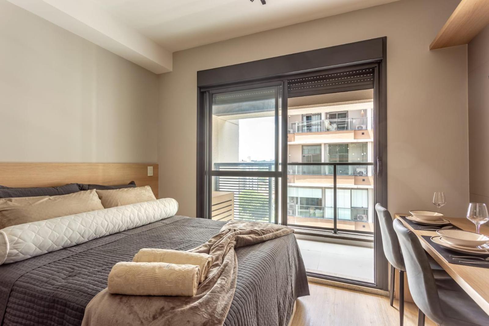 Metro Brooklin - Novo E Charmoso - Completo - Ar Condicionado Daire