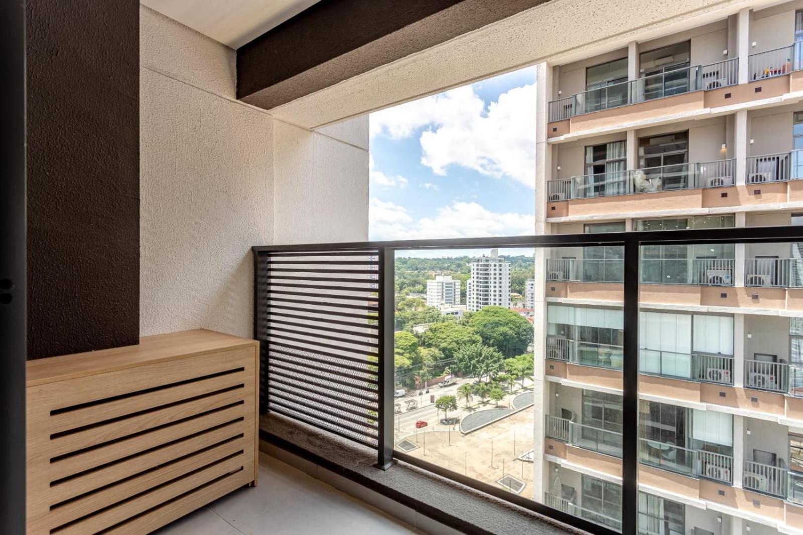 Daire Metro Brooklin - Novo E Charmoso - Completo - Ar Condicionado Sao Paulo