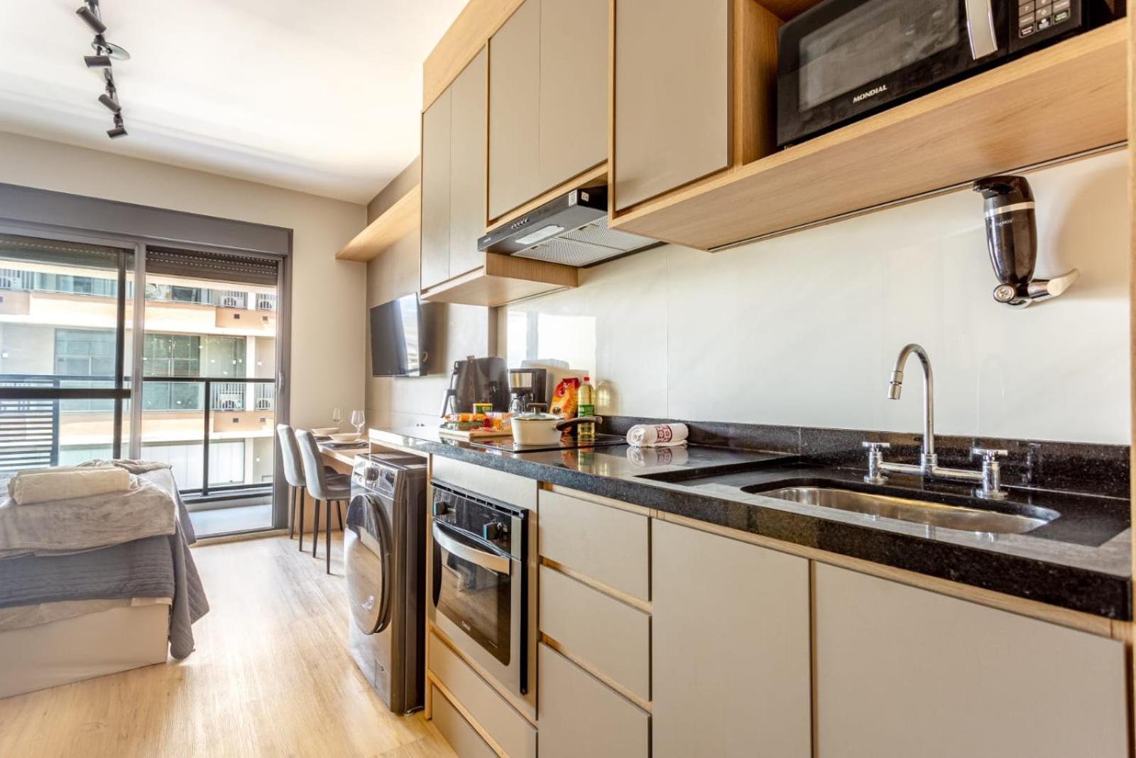Daire Metro Brooklin - Novo E Charmoso - Completo - Ar Condicionado *