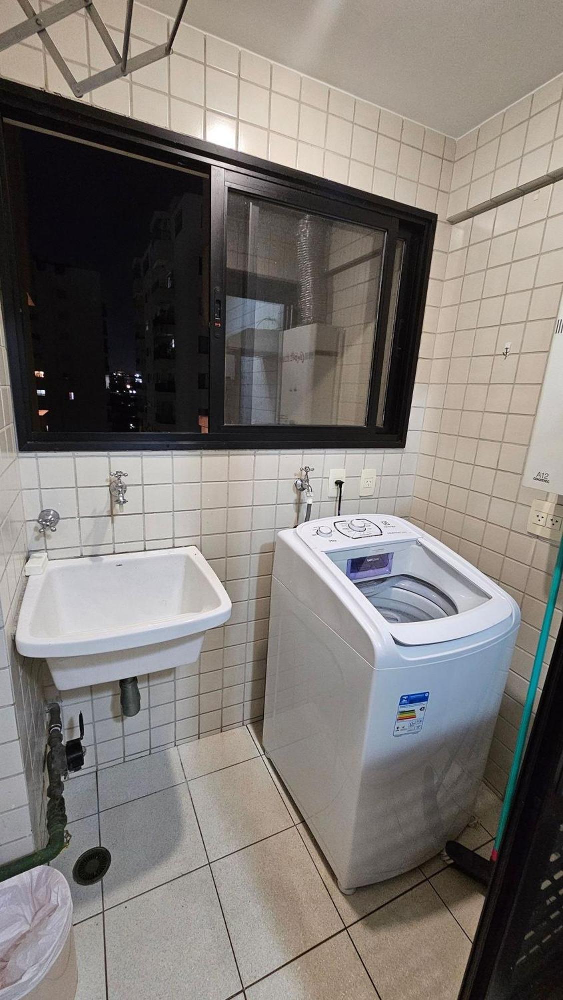 Com Sacada Perto Shopping Ibirapuera São Paulo