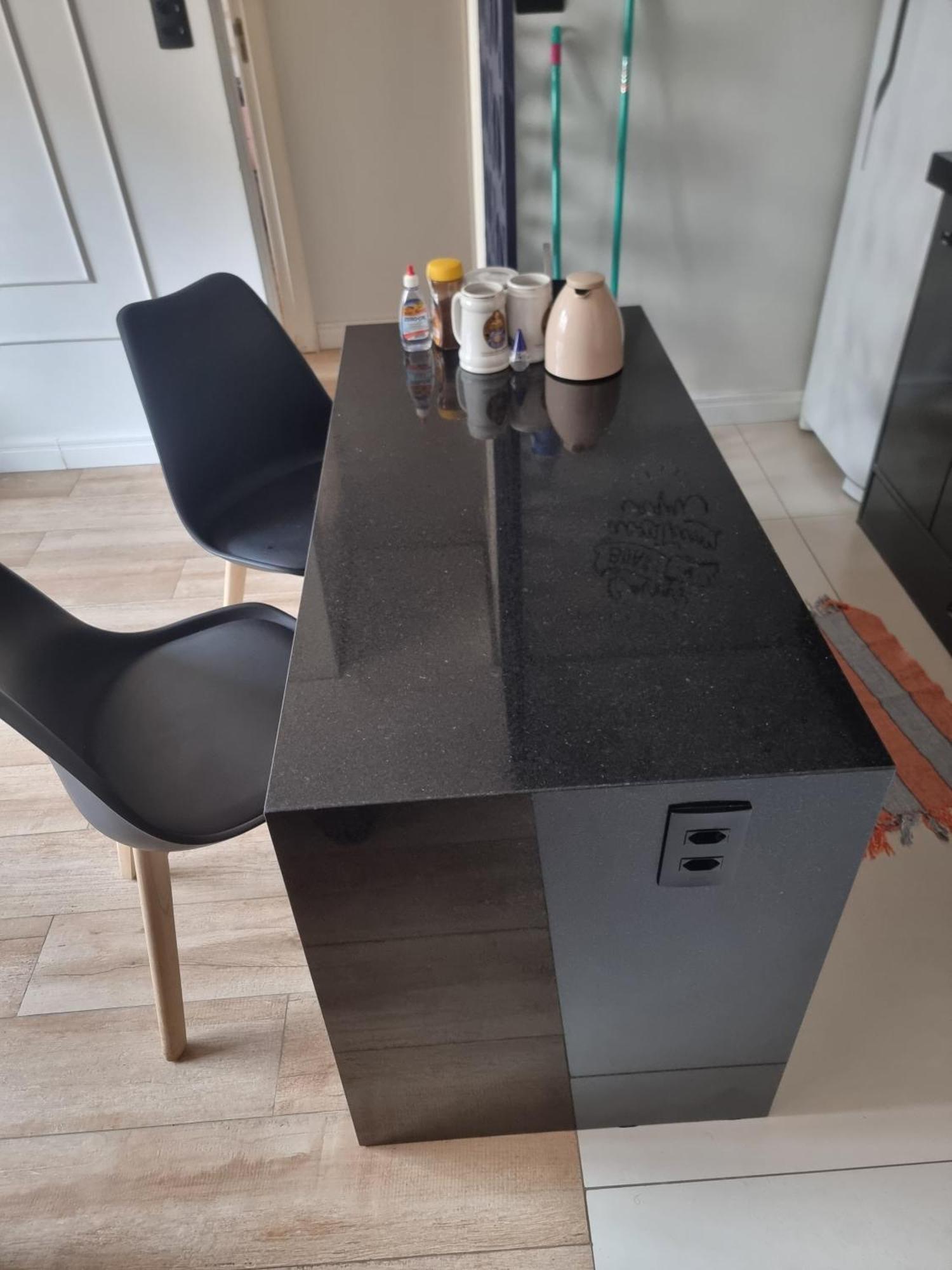 Apartment Living - Apto Completo Com Um *