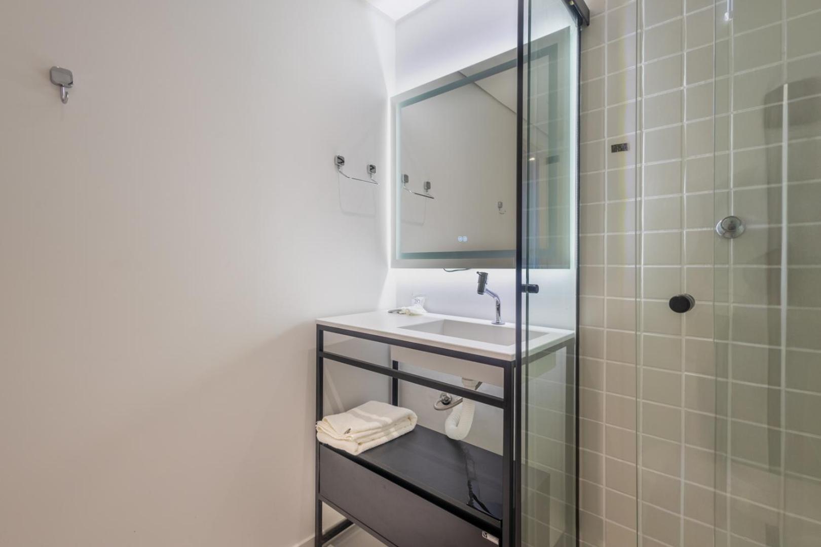 360 Praca Da Arvore Apartment