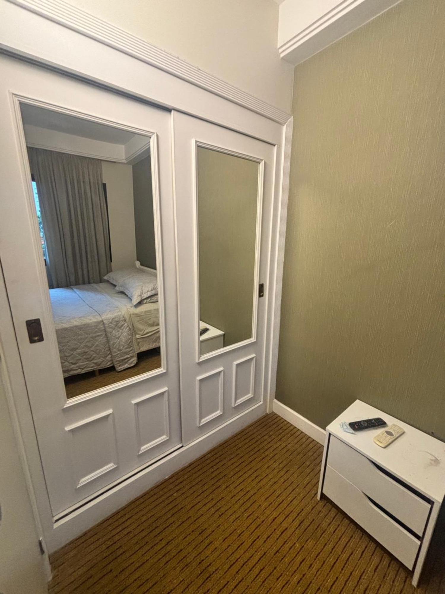 Flat Estaza Executive Moema Ibirapuera Com Garagem Piscina 202