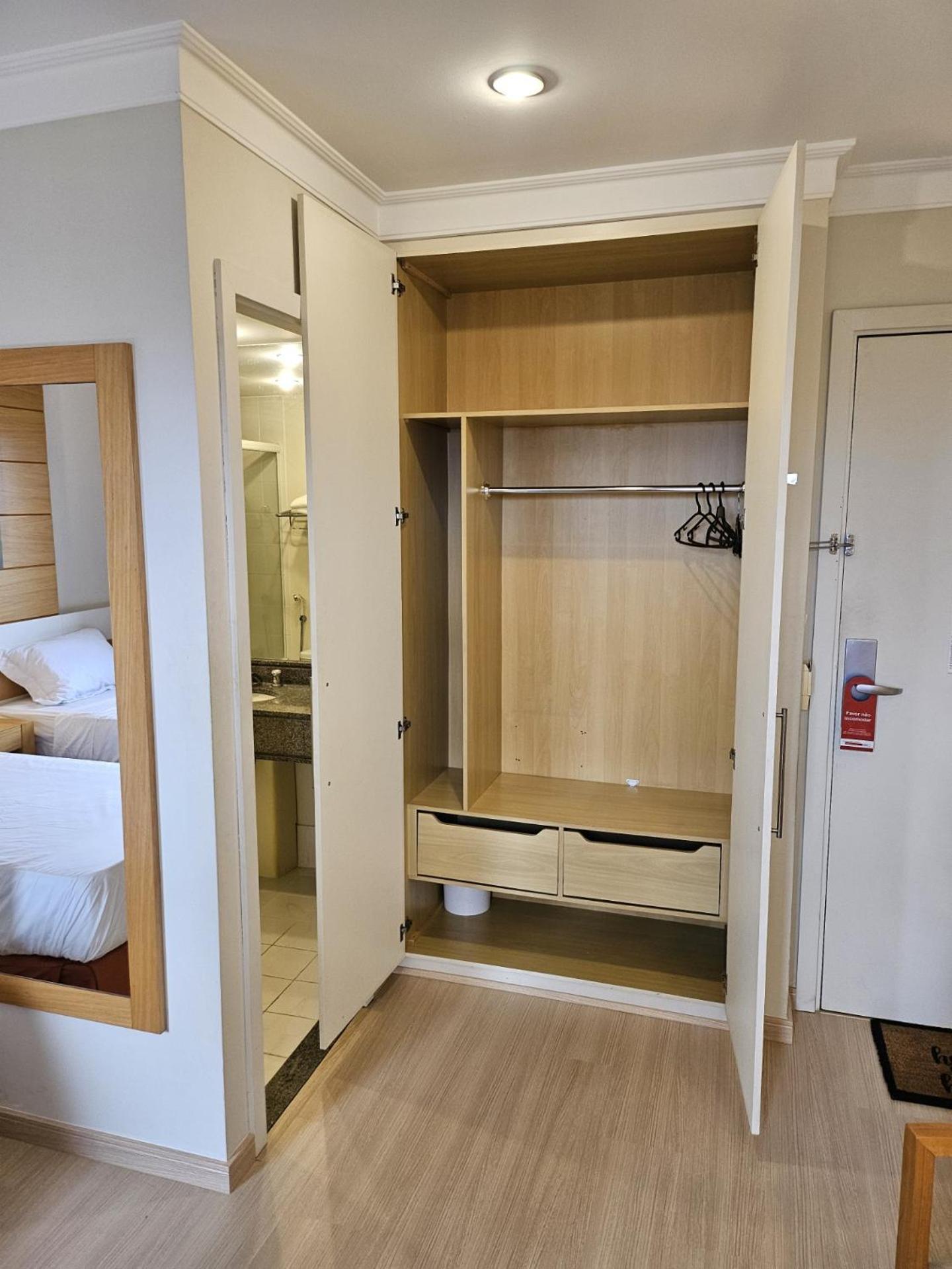 Khách sạn Suite1 Congonhas - Flat Aeroporto Congonhas 4*