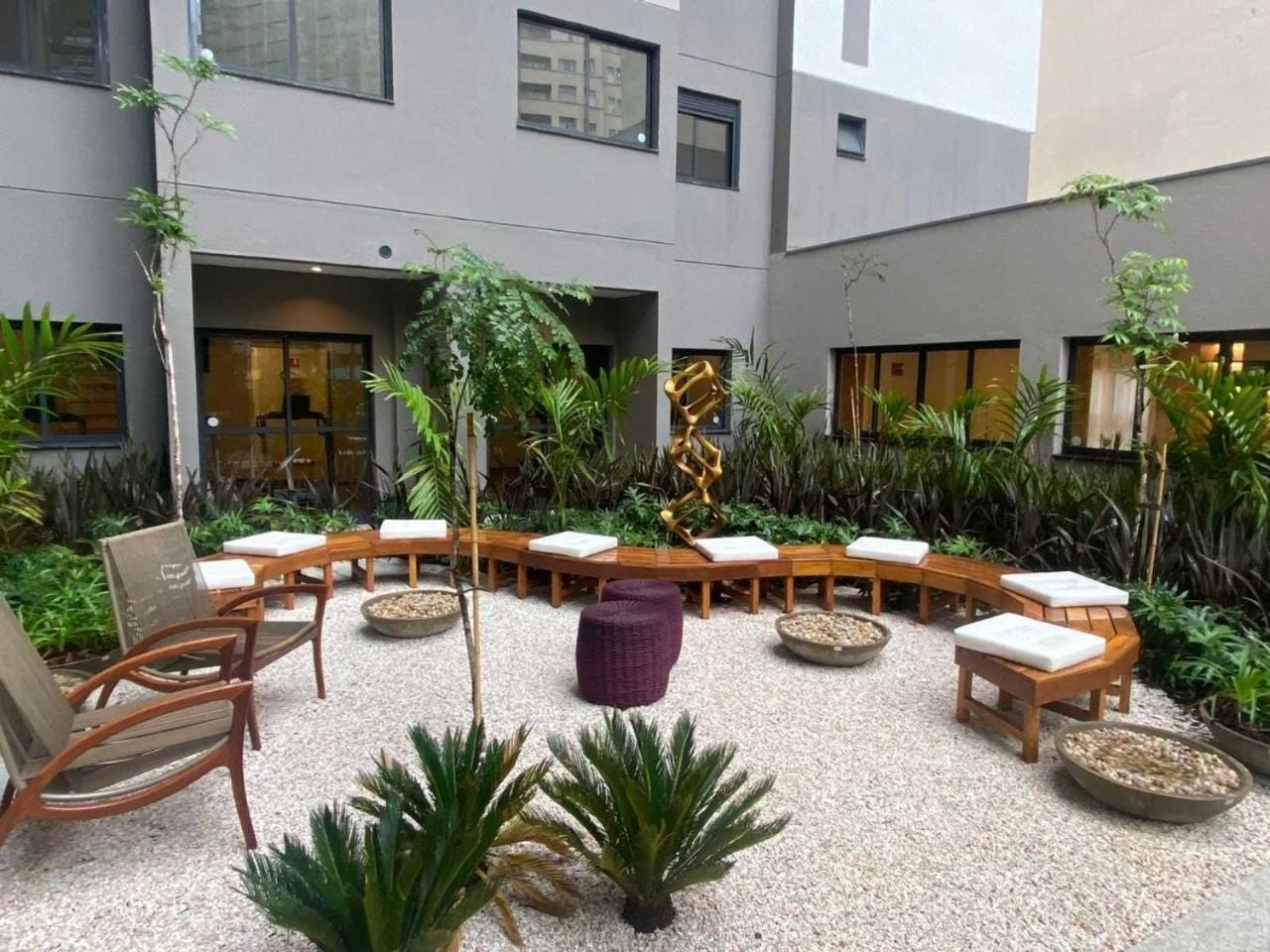Apto 1106 Da Asdrubal - Novo, Confortavel E Moderno, Muito Bem Localizado E Totalmente Equipado *