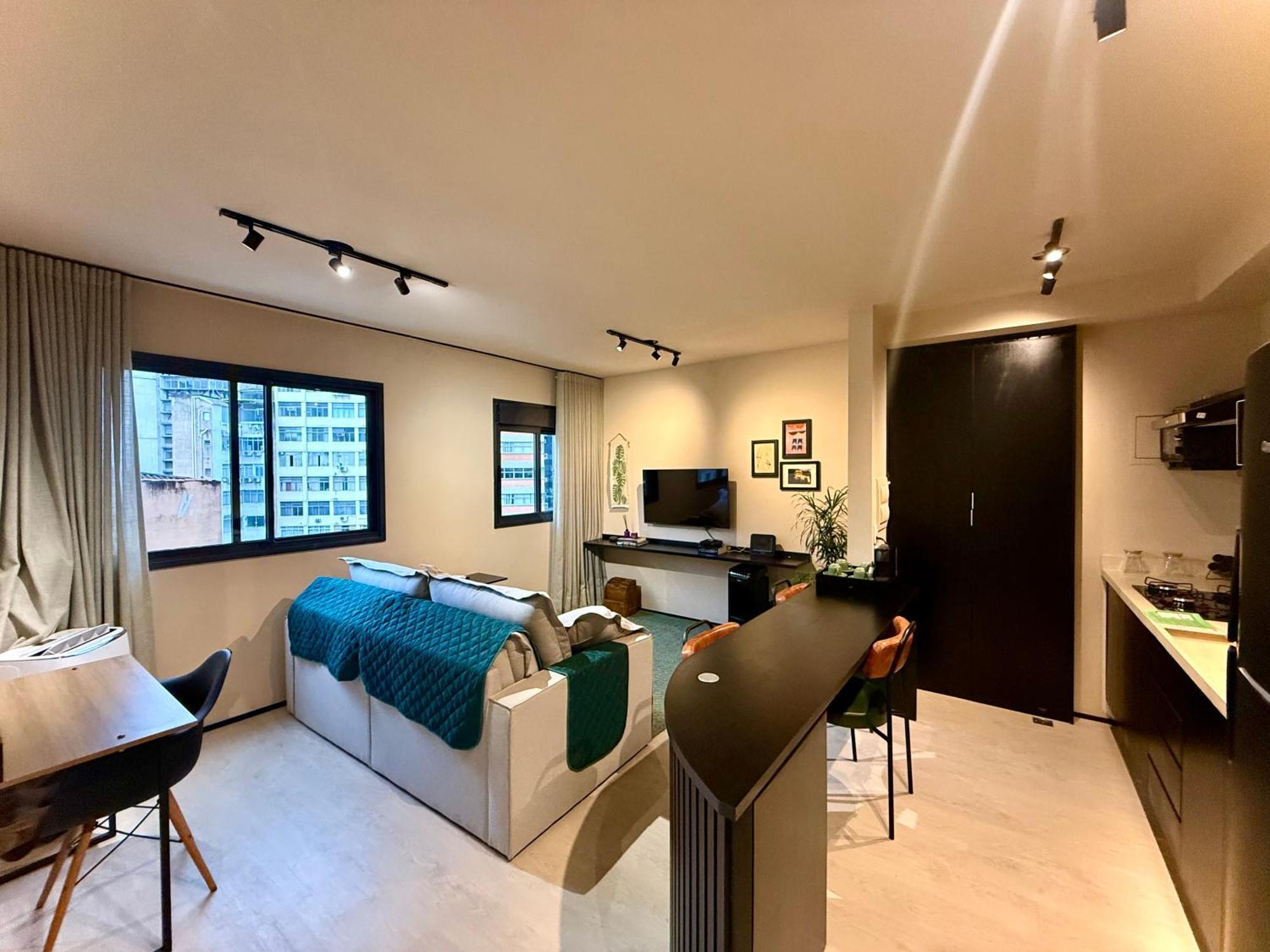 Apto 1106 Da Asdrubal - Novo, Confortavel E Moderno, Muito Bem Localizado E Totalmente Equipado