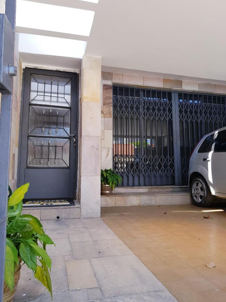 Espaco In 5 Brooklin Mobiliado Guest house