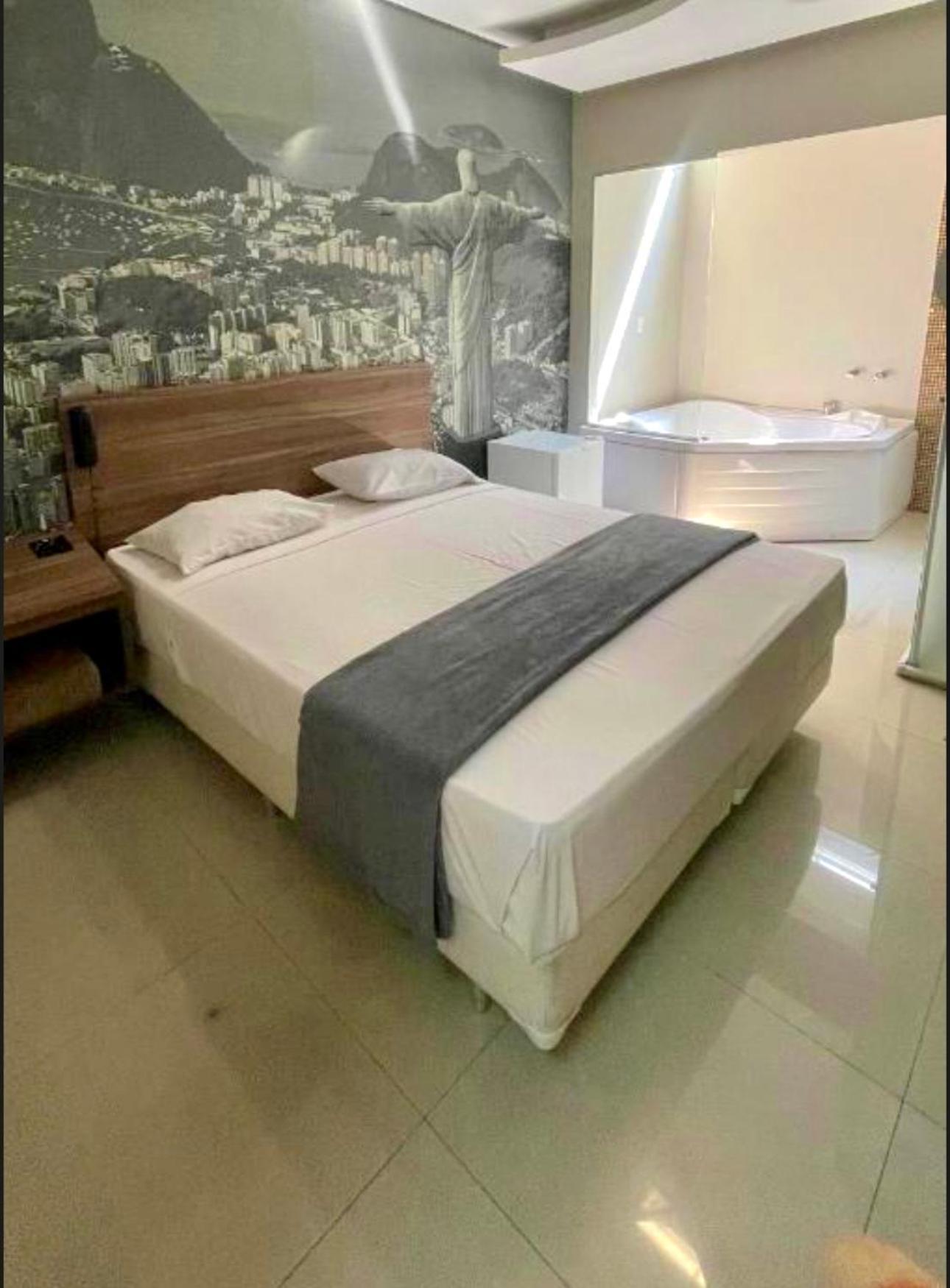 Add Guilherme Aparthotel *