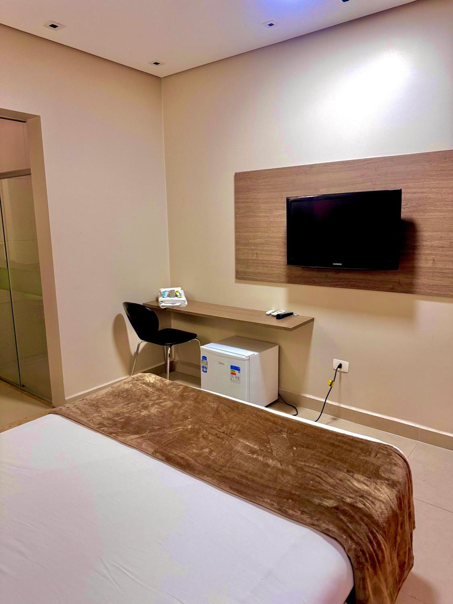 Add Guilherme Aparthotel
